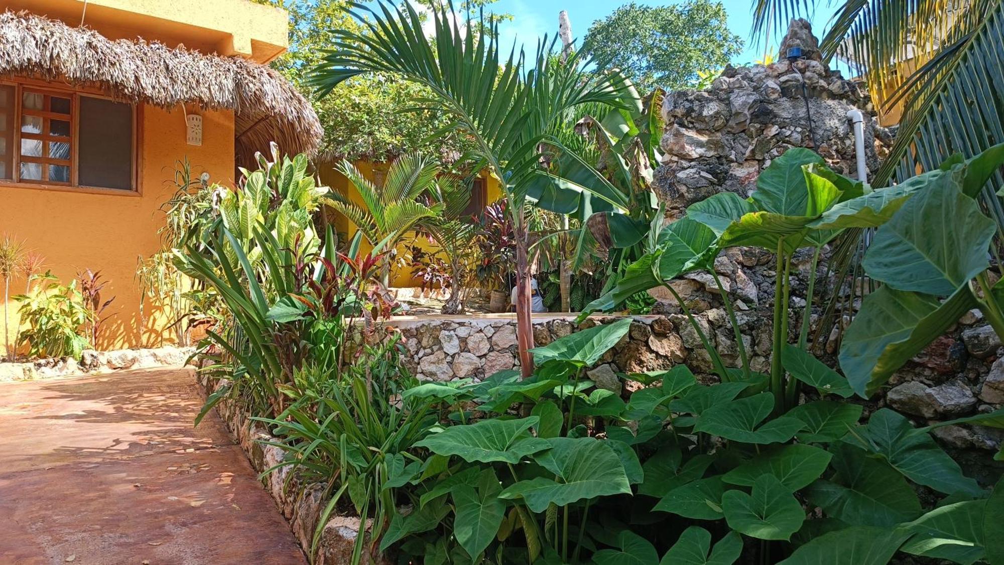 Suites De Piedra Y Colores En Chichen Itza Piste Bagian luar foto
