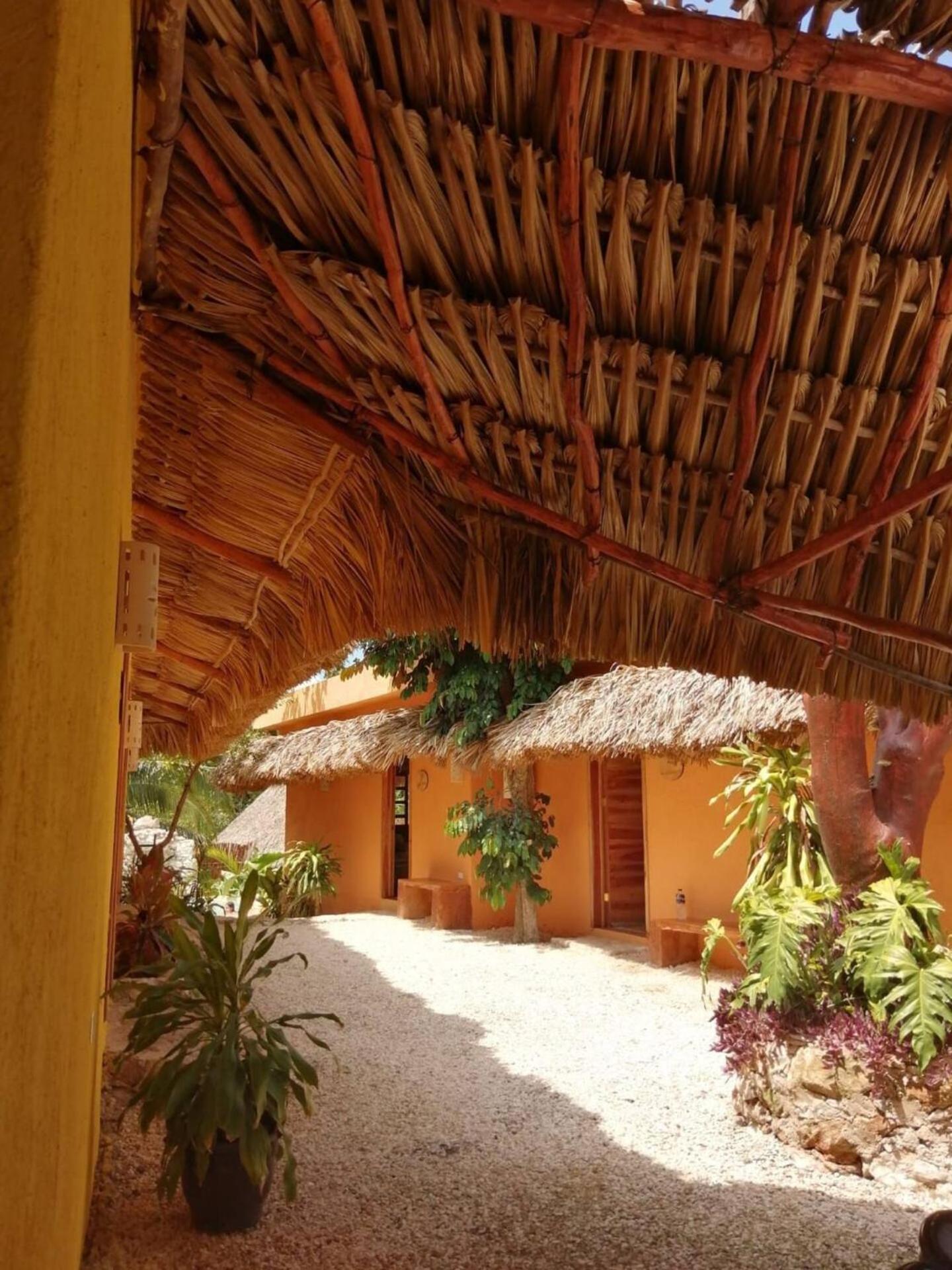 Suites De Piedra Y Colores En Chichen Itza Piste Bagian luar foto